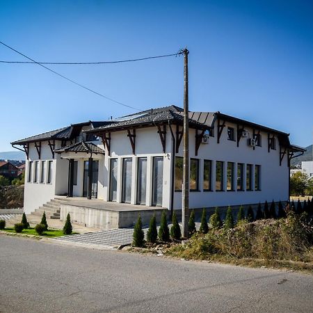 Aparthotel Prenociste Adria Vranje Exteriér fotografie