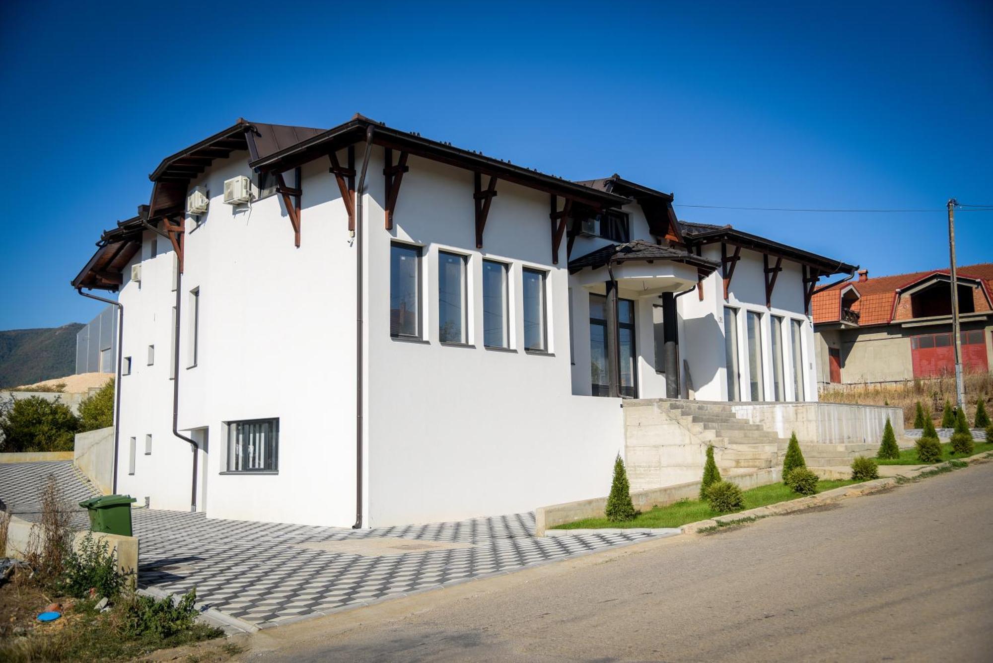 Aparthotel Prenociste Adria Vranje Exteriér fotografie